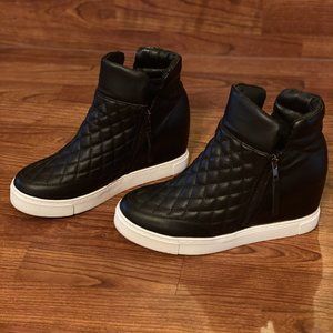 Steve Madden Wedge Gym Shoe